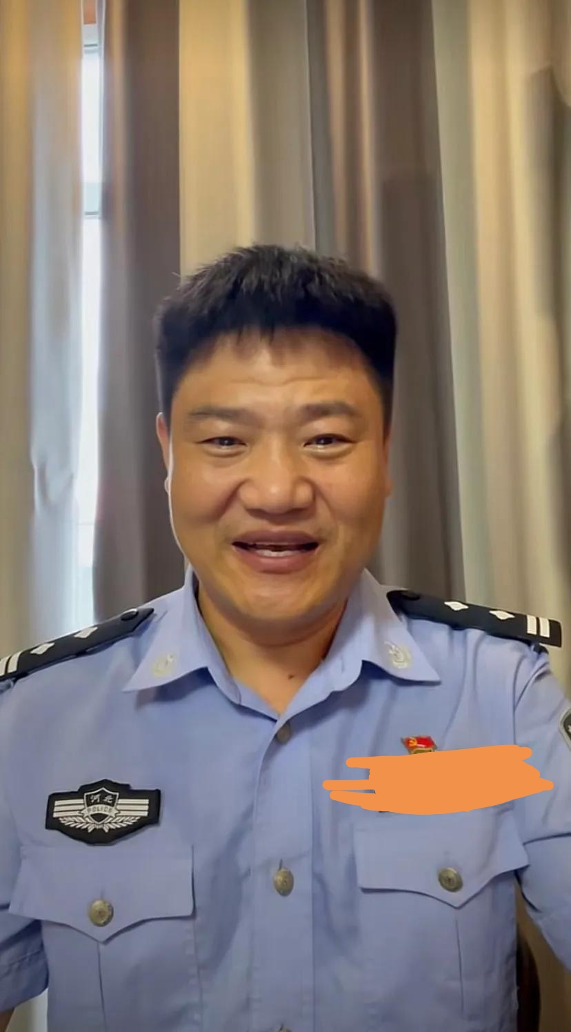 反诈老陈的人生转折，辞职冲动后的反思与启示