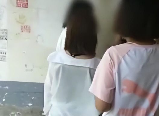 女孩应聘家教遭遇不当要求，职场性别歧视与道德底线的警示钟敲响