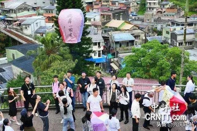 清华女生访台展现仙气，两岸文化交流之花绽放魅力