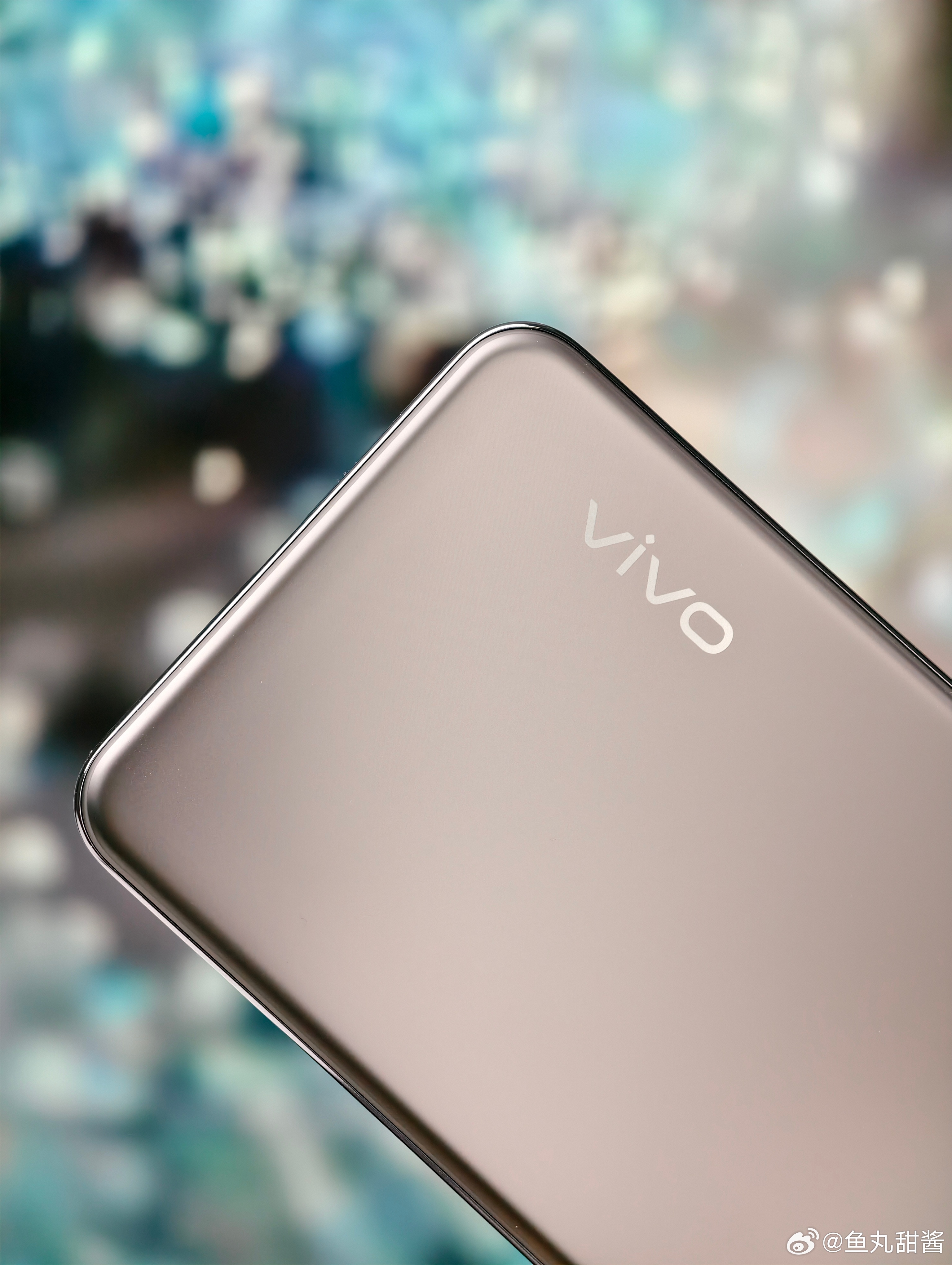 vivo S20美学旗舰，超越极致的漂亮典范